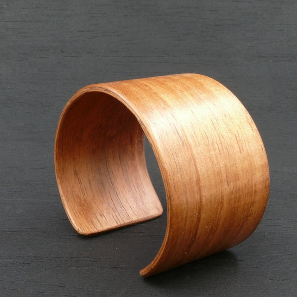 Tasmanian Fiddleback Blackwood Bangle, Wooden Bentwood Bracelet, Cuff Made in Melbourne- Australia